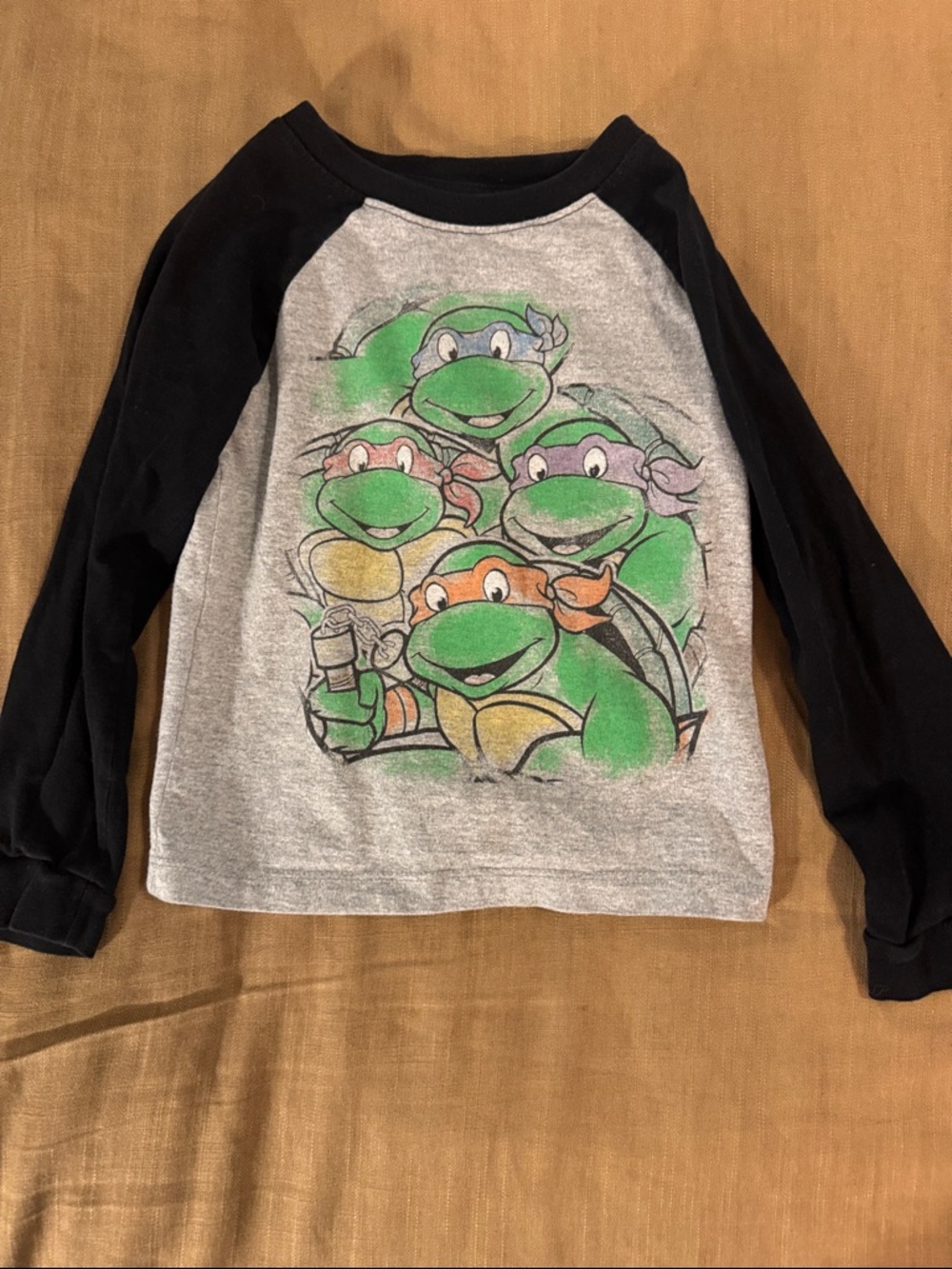 Nickelodeon Teenage Mutant Ninja Turtles Raglan Tee - Gray, Black & Green